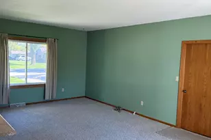 W165S7391 Bellview Dr, Muskego, WI 53150 - Photo 9