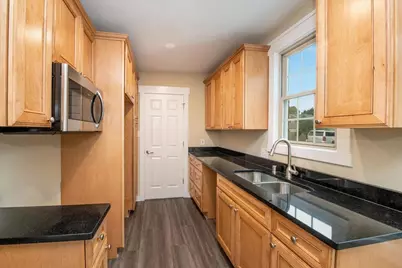 5026 N Bay Ridge Ave, Whitefish Bay, WI 53217 - Photo 3