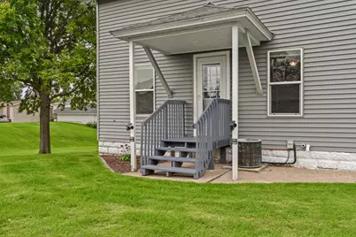 112  Wall St, Holmen, WI 54636 - Photo 21