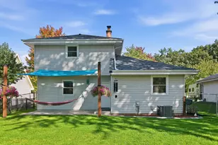 213 Richard St, Waukesha, WI 53189 - Photo 3