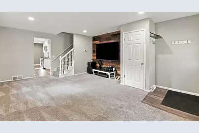 213  Richard St, Waukesha, WI 53189 - Photo 31
