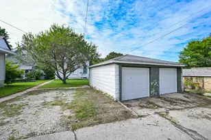3248 S Delaware Ave, Milwaukee, WI 53207 - Photo 3