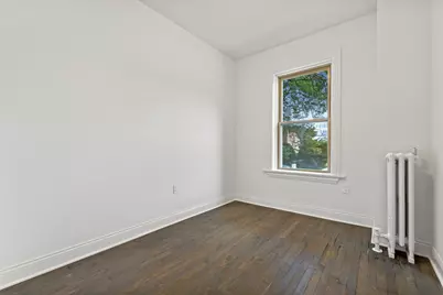 2905 N Bartlett Ave, Milwaukee, WI 53211 - Photo 13
