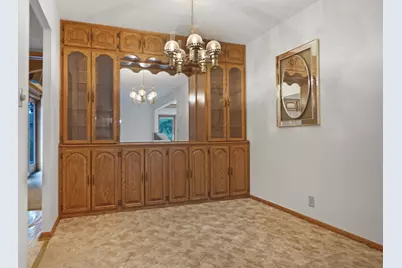 W183N5895  Spruce Ln, Menomonee Falls, WI 53051 - Photo 7