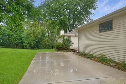 W183N5895  Spruce Ln, Menomonee Falls, WI 53051 - Photo 25
