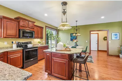 443  Minors Dr, Mukwonago, WI 53149 - Photo 7