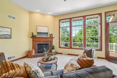 443  Minors Dr, Mukwonago, WI 53149 - Photo 3