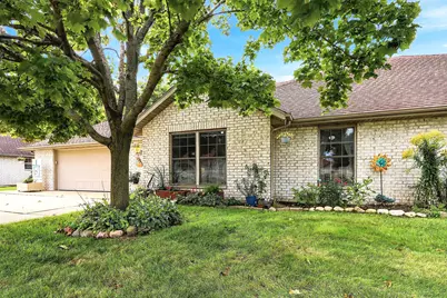 804  Dylan Dr, Elkhorn, WI 53121 - Photo 1