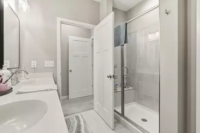 N67W25502  Vail Ln, Sussex, WI 53089 - Photo 27