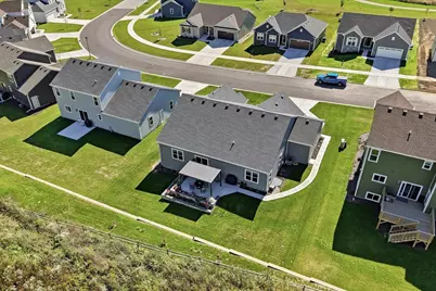 N67W25502  Vail Ln, Sussex, WI 53089 - Photo 41