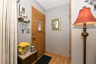 6220 W Van Norman Ave, Greenfield, WI 53220 - Photo 23