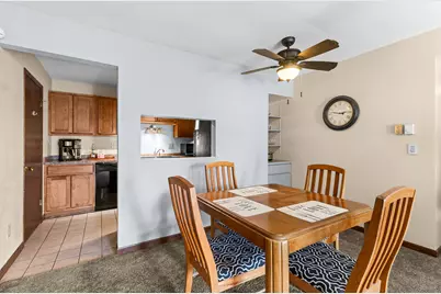 N115W16895  El Camino Dr, Germantown, WI 53022 - Photo 5