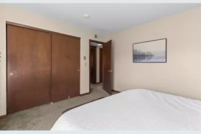N115W16895  El Camino Dr, Germantown, WI 53022 - Photo 19