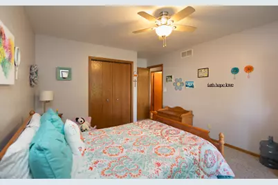 5616  Stonefield Rd, Hartford, WI 53086 - Photo 25