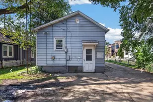 527 N Memorial Dr, Racine, WI 53404 - Photo 21