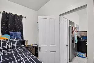527 N Memorial Dr, Racine, WI 53404 - Photo 15