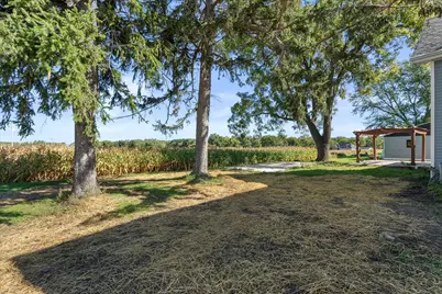 12220  Eau Galle Rd, Racine, WI 53108 - Photo 33