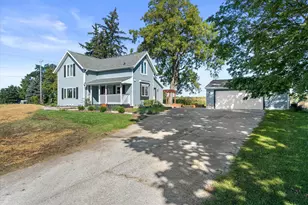 12220 Eau Galle Rd, Racine, WI 53108 - Photo 29