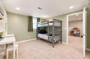 1057 N 123rd St, Wauwatosa, WI 53226 - Photo 31