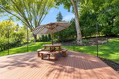 1057 N 123rd St, Wauwatosa, WI 53226 - Photo 37