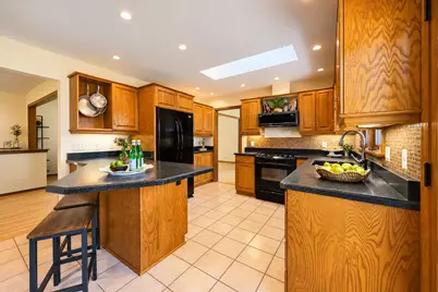 1057 N 123rd St, Wauwatosa, WI 53226 - Photo 13