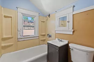 2862 N 57th St, Milwaukee, WI 53210 - Photo 29