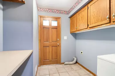 7586  Francis Ct, Franklin, WI 53132 - Photo 15
