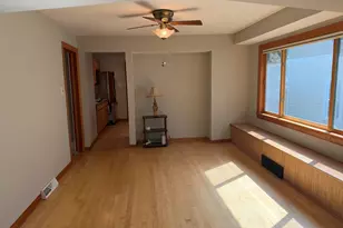 1613 E Pryor Ave, Milwaukee, WI 53207 - Photo 17