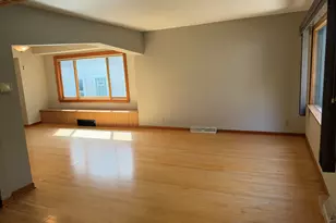 1613 E Pryor Ave, Milwaukee, WI 53207 - Photo 11