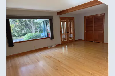 1613 E Pryor Ave, Milwaukee, WI 53207 - Photo 13