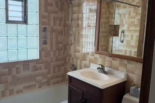 1613 E Pryor Ave, Milwaukee, WI 53207 - Photo 35