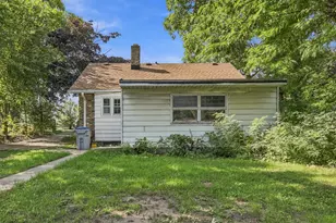 3364 S Chase Ave, Milwaukee, WI 53207 - Photo 25
