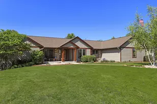 6724 Horseshoe Trail, Burlington, WI 53105 - Photo 1