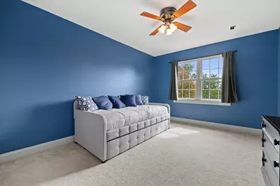 W243N2710  Creekside Ct, Pewaukee, WI 53072 - Photo 25