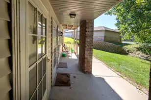 W170S7579 Gregory Dr, Muskego, WI 53150 - Photo 5
