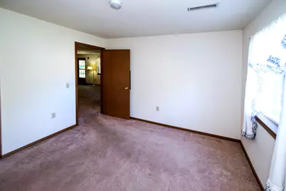W170S7579  Gregory Dr #E, Muskego, WI 53150 - Photo 25