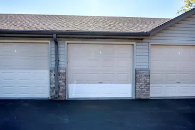 W170S7579  Gregory Dr #E, Muskego, WI 53150 - Photo 31