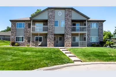 W170S7579  Gregory Dr #E, Muskego, WI 53150 - Photo 27