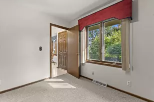 8225 64th Ave, Kenosha, WI 53142 - Photo 23
