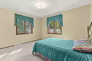8225 64th Ave, Kenosha, WI 53142 - Photo 19