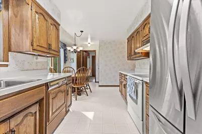 8225  64th Ave, Kenosha, WI 53142 - Photo 9