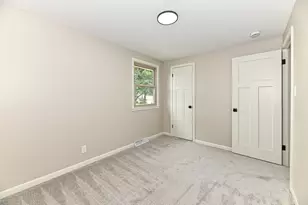 2225 N 103rd St, Wauwatosa, WI 53226 - Photo 29