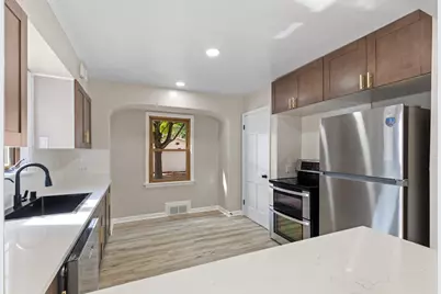 337 S 65th St, Milwaukee, WI 53214 - Photo 11
