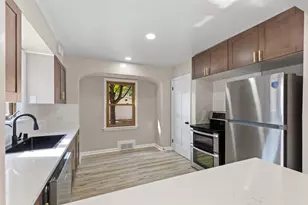 337 S 65th St, Milwaukee, WI 53214 - Photo 11