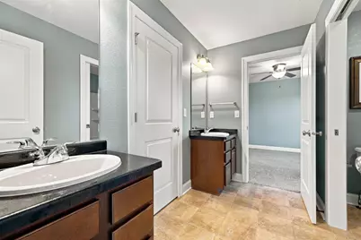 N116W17834  Blackstone Cir, Germantown, WI 53022 - Photo 35