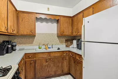 221  Spring St #223-225, Waukesha, WI 53188 - Photo 7