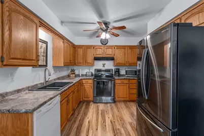 3504  Joseph Rd, Manitowoc, WI 54220 - Photo 17