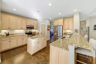 11267 N River Birch Dr, Mequon, WI 53092 - Photo 11