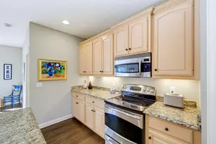 11267 N River Birch Dr, Mequon, WI 53092 - Photo 13