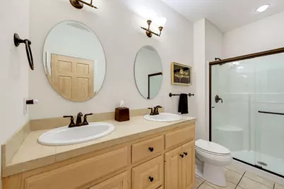 11267 N River Birch Dr, Mequon, WI 53092 - Photo 27
